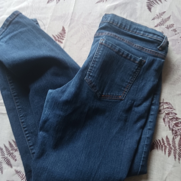 Jeans - Picture 2 of 3